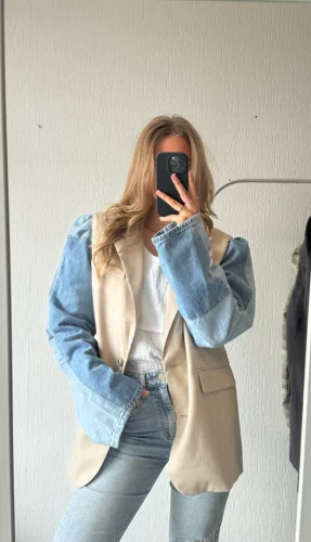 66DD9161-5FD4-4B9C-A86F-4AF3E94B79F1